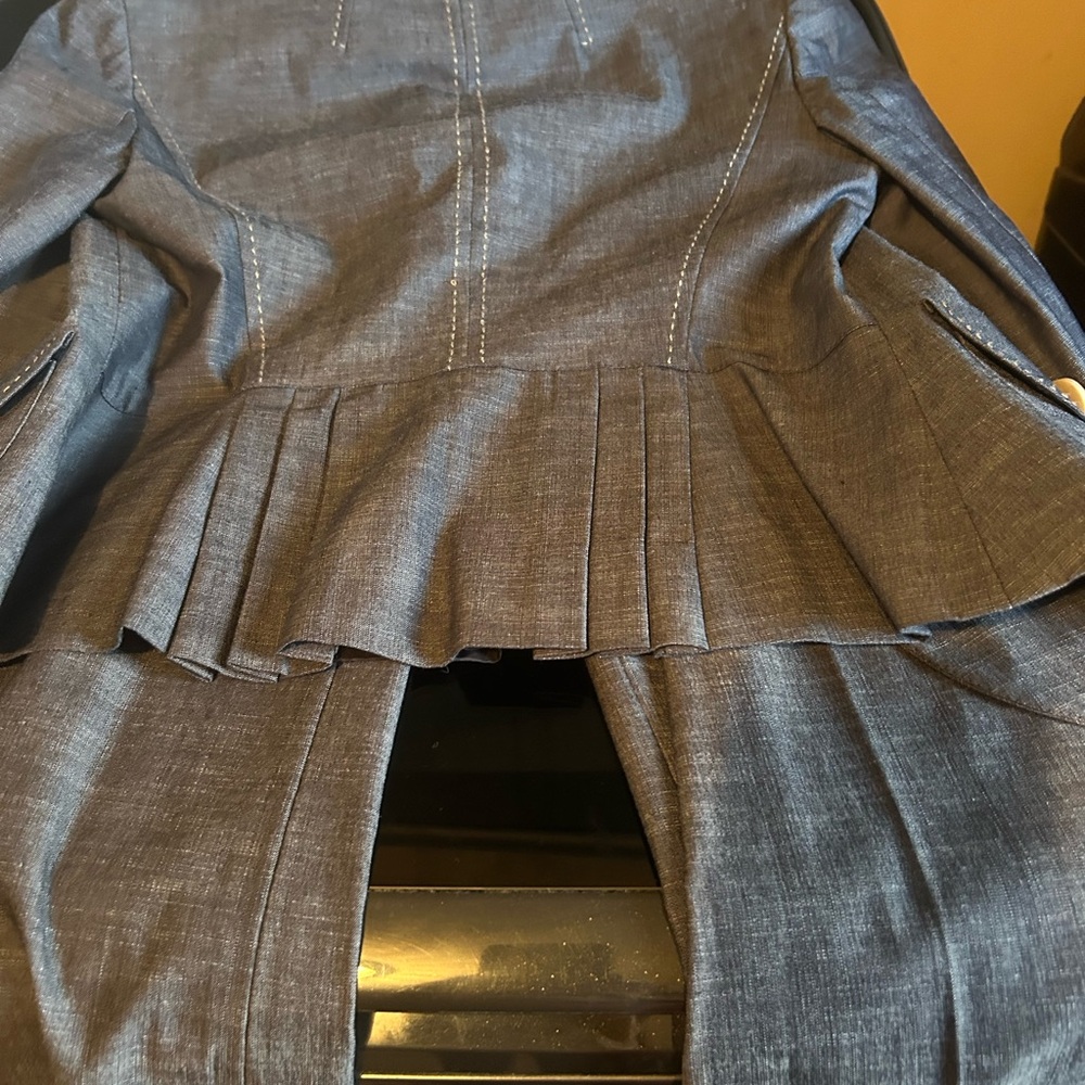 Loft pant suits in excellent condition